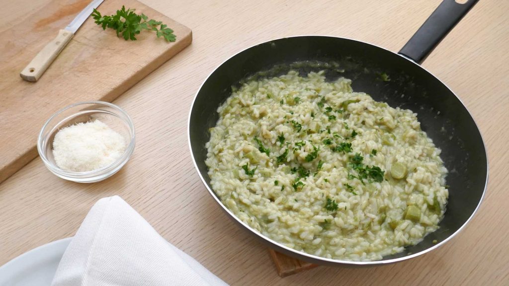 Risotto con scarti di carciofo: ingredienti e preparazione - Riciblog