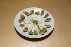 Fichi e formaggio in un gustoso antipasto - Riciblog