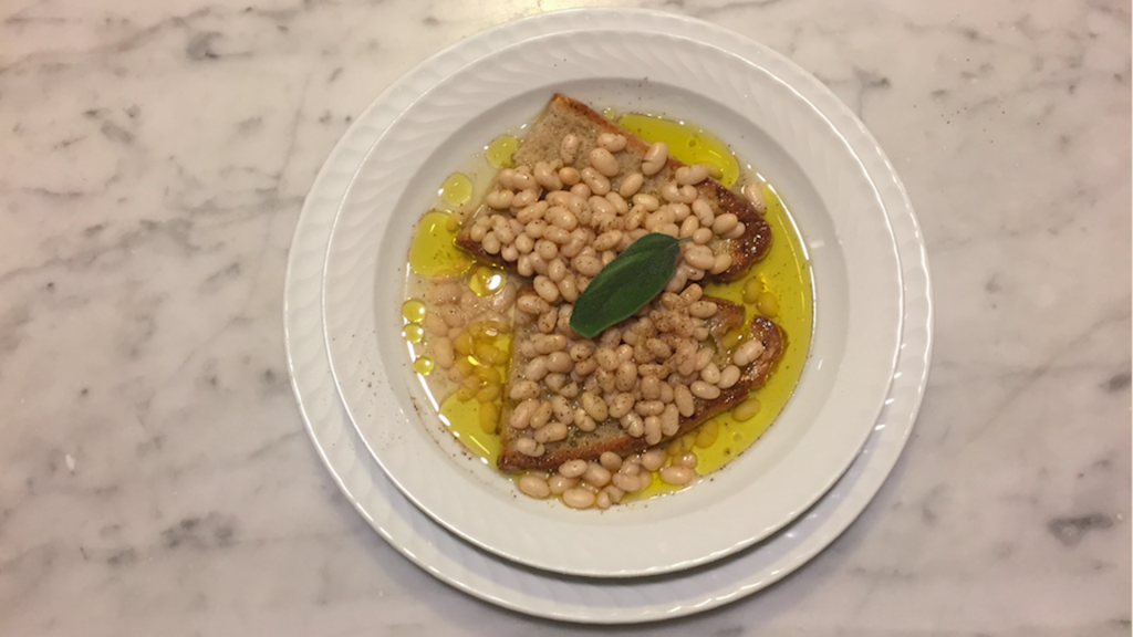 Ricetta Zuppa lombarda con pane raffermo e fagioli - Riciblog