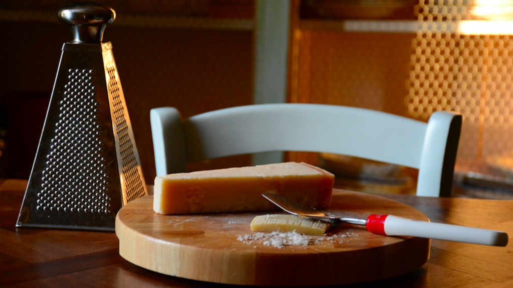 Usi della crosta di parmigiano in cucina - Riciblog