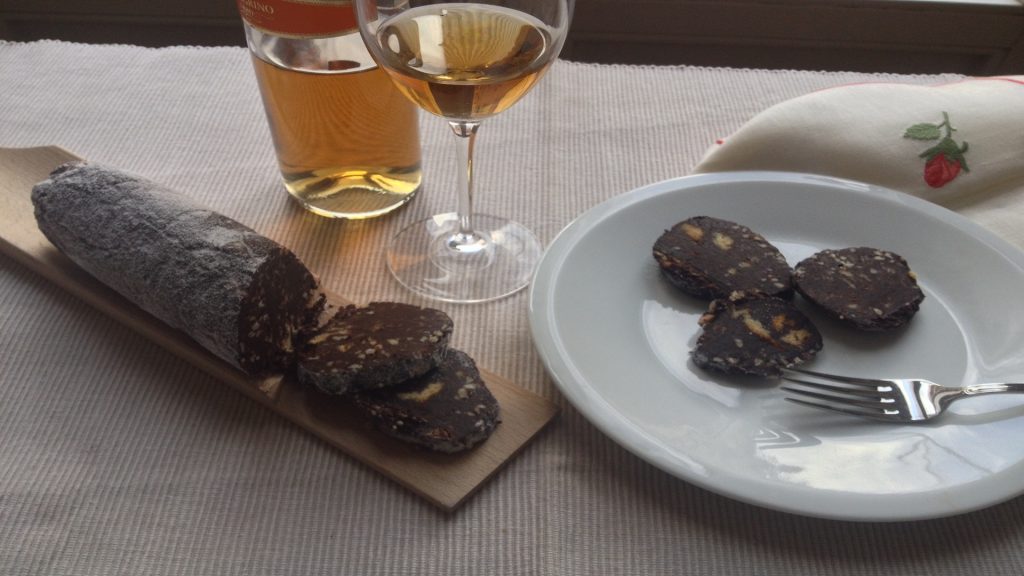 Ricetta salame al cioccolato con avanzi di pandoro - Riciblog