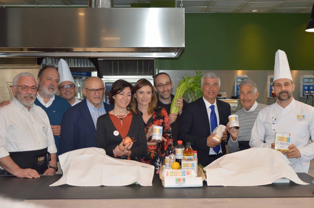A Milano debutta il piatto circolare perfettamente sostenibile - Riciblog