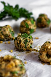 Polpette con foglie di cipolle: ingredienti e preparazione - Riciblog