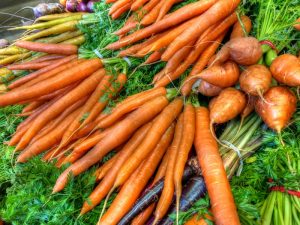 Come utilizzare le bucce di carote - Riciblog
