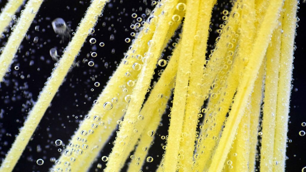 Frittata di spaghetti avanzati: in forno o padella ? - Riciblog
