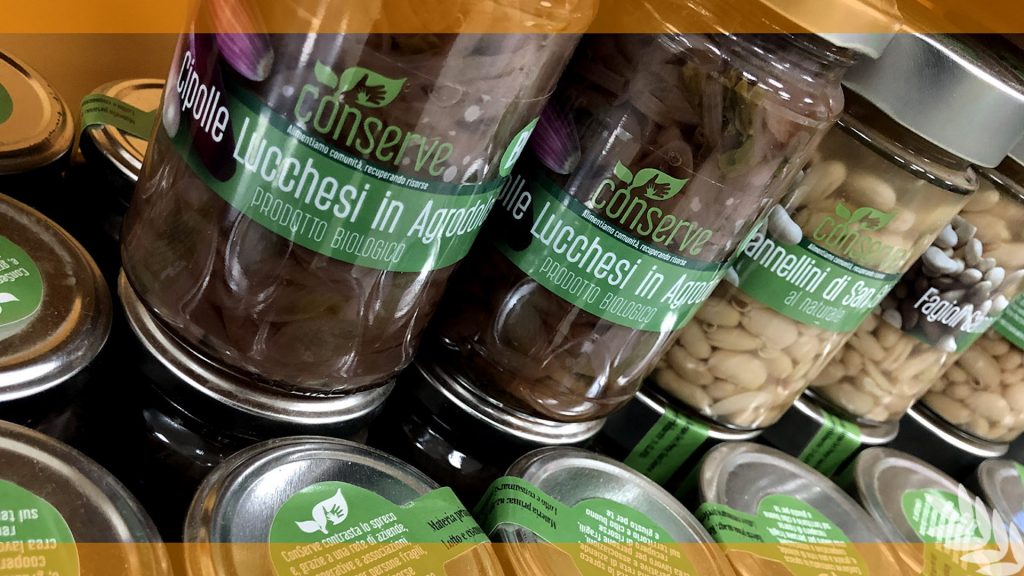 conserve con scarti di frutta e verdura