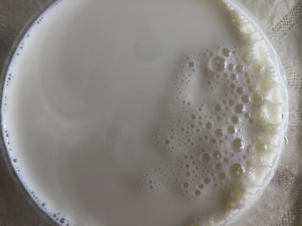Utilizzare il latte in scadenza: dolci ricette e consig