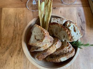 Pane prodotto dal relais di poggio ai santi - Riciblog