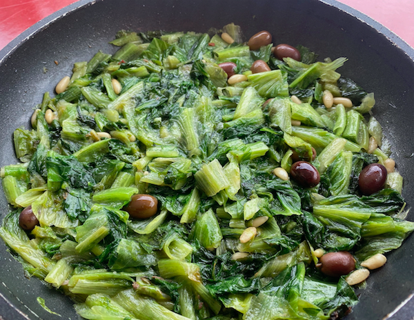 come preparare le foglie di insalata in padella - Riciblog