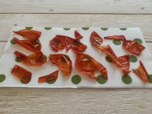 Bucce di pomodoro da utilizzare in usi antispreco - Riciblog