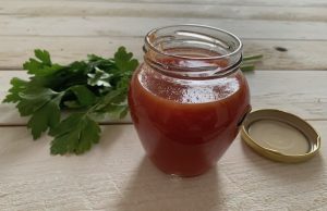Passata di pomodoro fatta in casa e riuso delle bucce – Riciblog