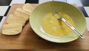 Gli ingredienti necessari per preparare i french toast con pane raffermo - Riciblog