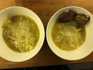 Zuppa con cipolle germogliate – Riciblog