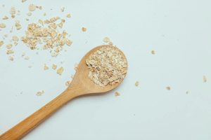 avena da aggiungere a uno scrub con farina scaduta - Riciblog