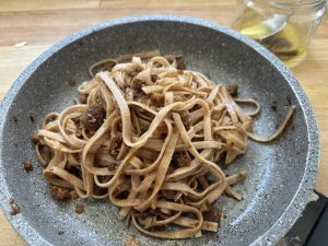 Pasta con acciughe e briciole di pane - Riciblog