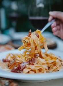 Al ristorante il cibo avanzato si porta via - Riciblog