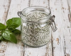 Ecco come ottenere un sale aromatizzato al basilico - Riciblog